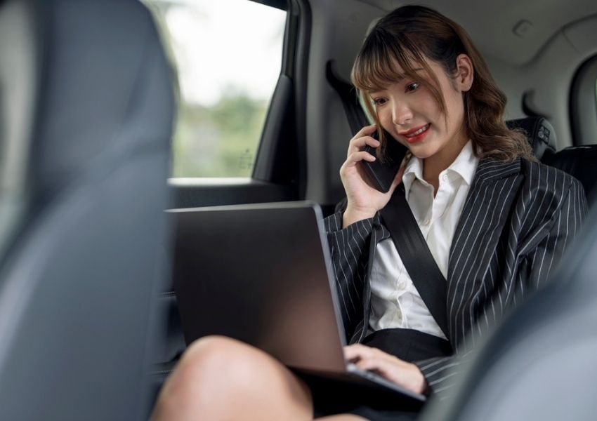 Luxurious Limousine Services in Burlington, Ontario